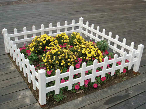 草坪護(hù)欄案例圖片2