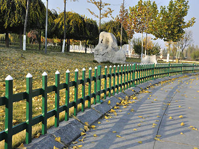 鋅鋼草坪護欄圖片2