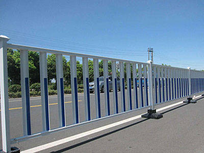 鋅鋼道路護(hù)欄圖片2