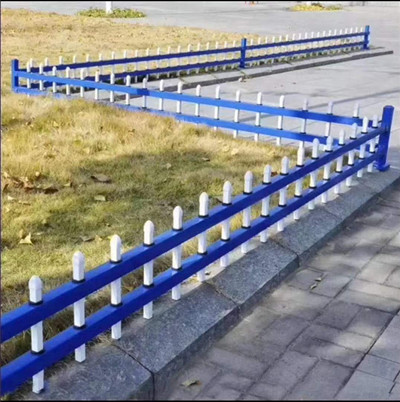 草坪護(hù)欄圖片