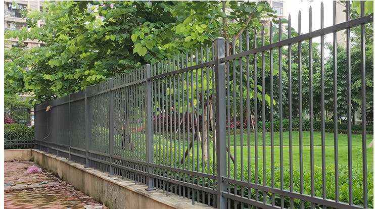 圍墻柵欄